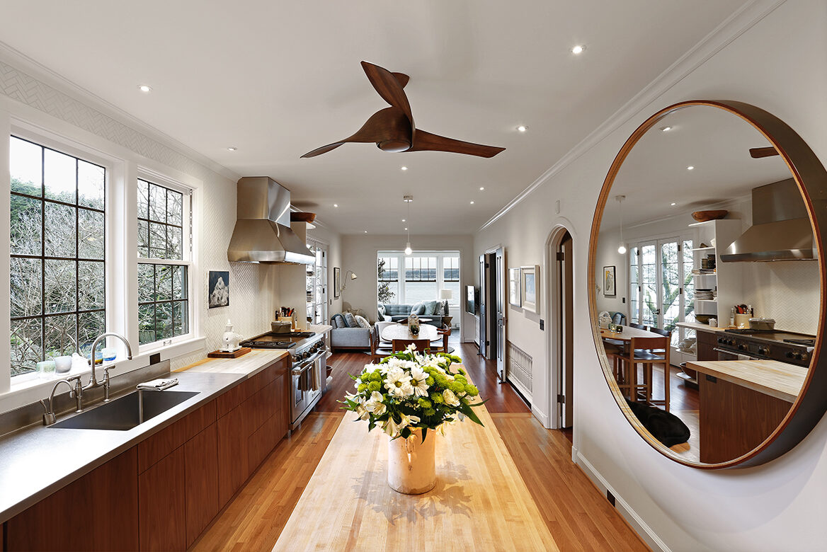 Waterfront_Chateau_1